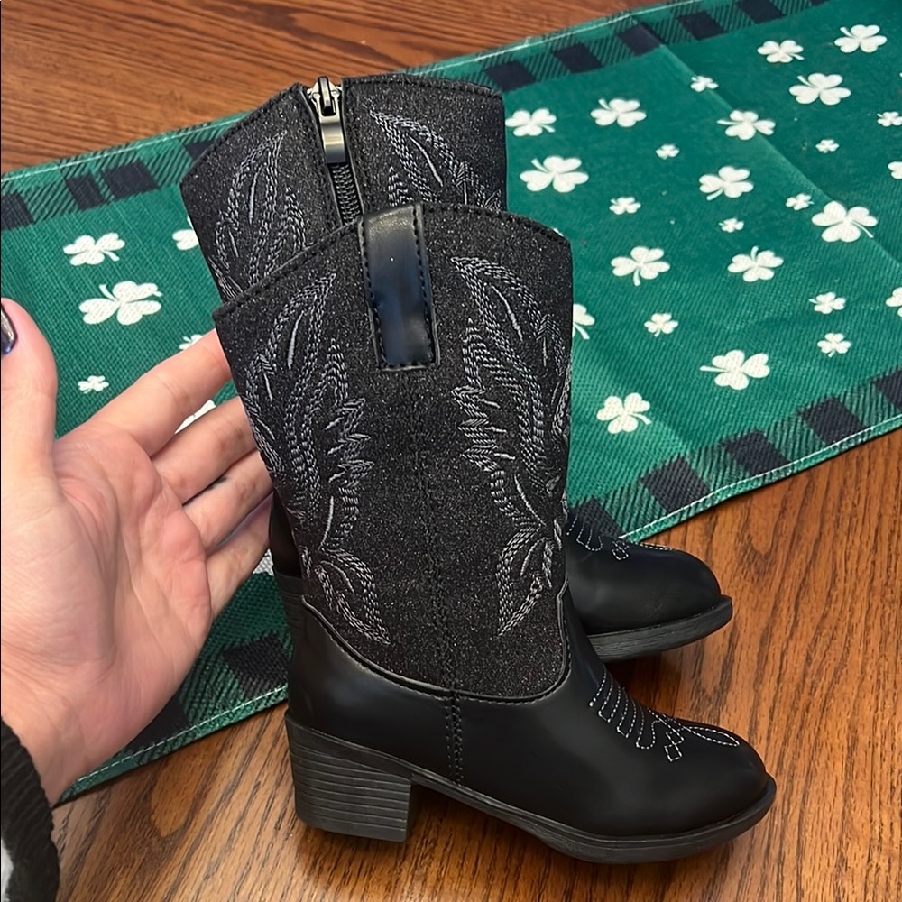 Black Embroidered Toddler Girls Glitter Boots, Brand New